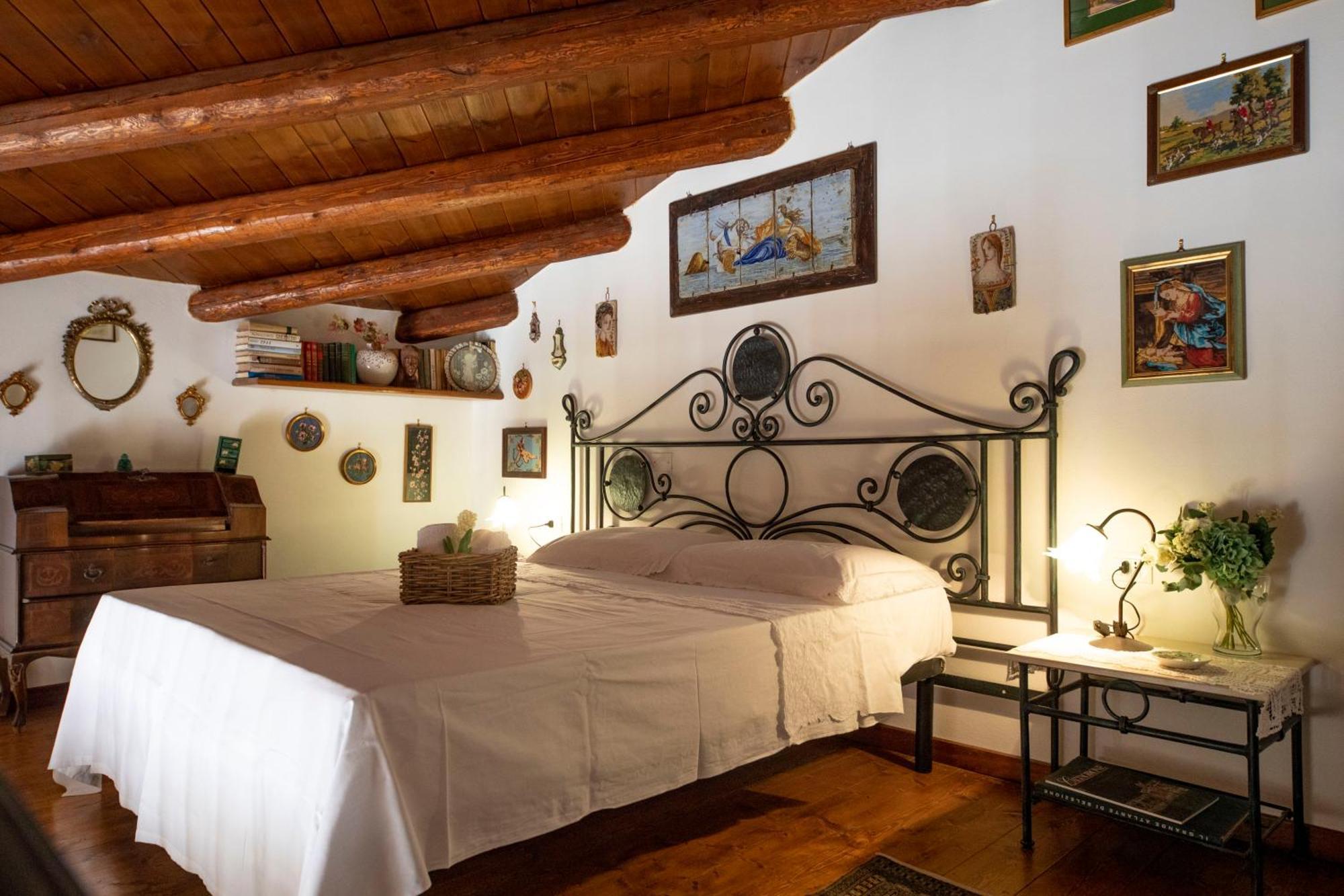 Familyholidays La Finestra Di Fronte Cefalù Exterior foto